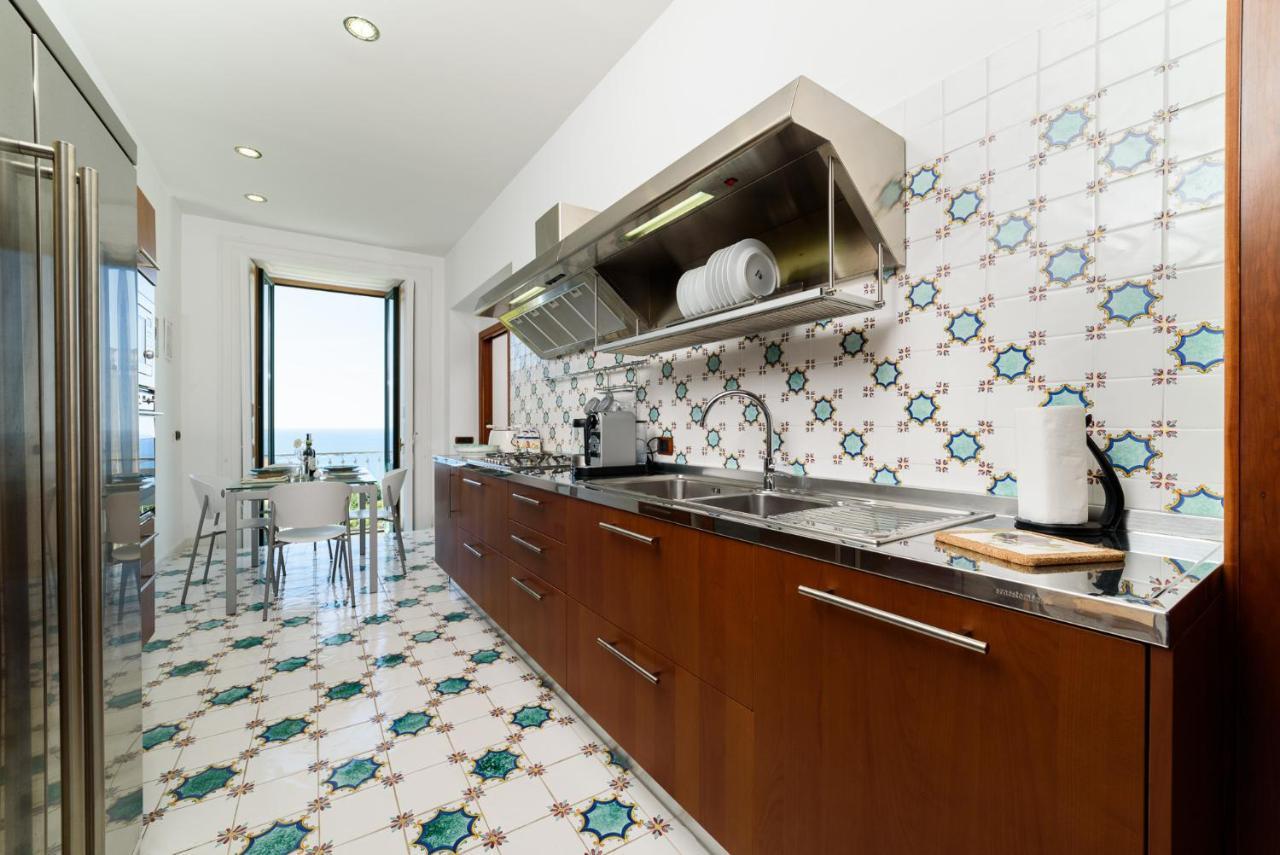 Amalfi Coast Family Luxury Suite Vietri Ngoại thất bức ảnh